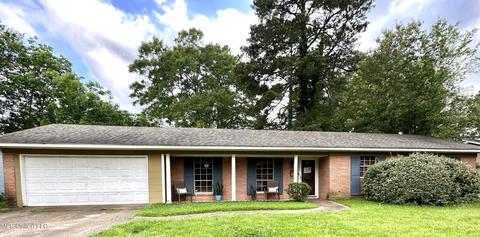 1225 Winnrose St, Jackson, MS 39211 photo 1