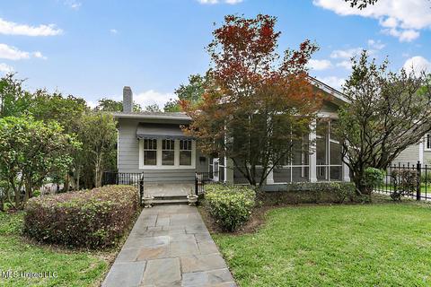 1711 Edgewood St, Jackson, MS 39202