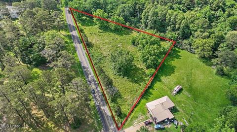 000007 Northside Dr, Clinton, MS 39056