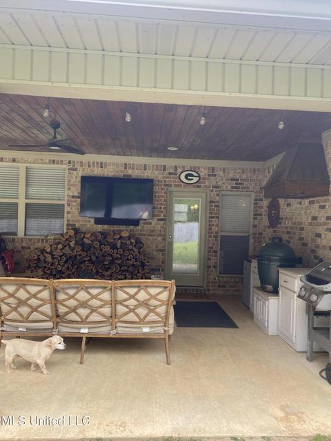100 Greenwing Cv, Clinton, MS 39056 photo 9