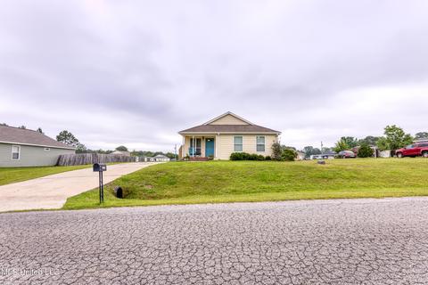 19190 Crestwick St, Saucier, MS 39574 photo 4