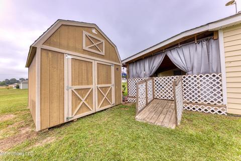 19190 Crestwick St, Saucier, MS 39574 photo 23