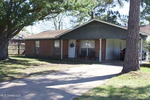 500 Vicki, D'iberville, MS 39540