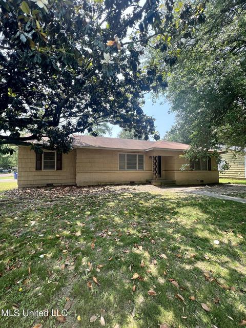 1201 Avery St, Cleveland, MS 38732
