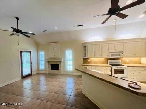 205 E Towne Dr, Brandon, MS 39042 photo 9