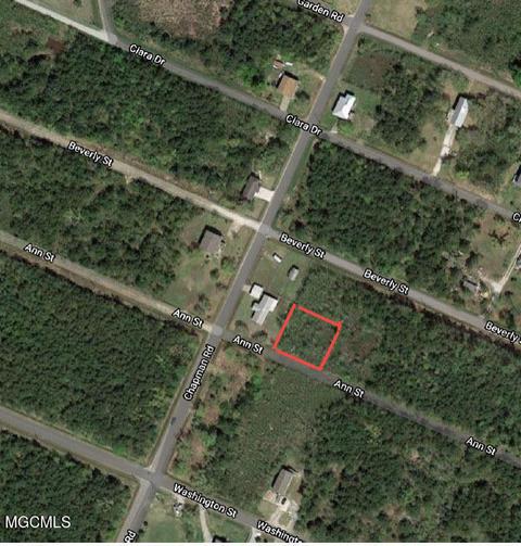 111 Ann St, Bay Saint Louis, MS 39520