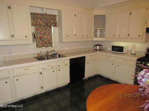 128 Stokes Rd, Flora, MS 39071 photo 8