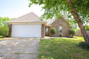 7380 Durango Dr #D, Horn Lake, MS 38637