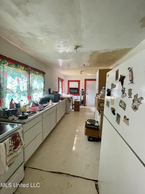 3913 Wembley Ave, Moss Point, MS 39563 photo 6