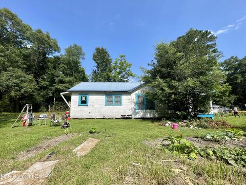 3913 Wembley Ave, Moss Point, MS 39563 photo 5