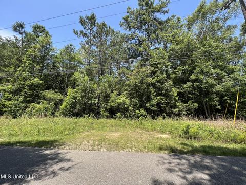 00 Woolmarket Lake Rd, Biloxi, MS 39532