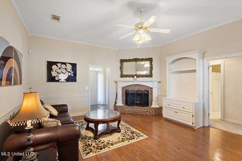 327 Mallory Dr, Byram, MS 39272 photo 7