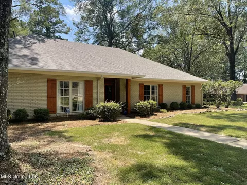 5305 Reddoch Dr, Jackson, MS 39211 photo 4