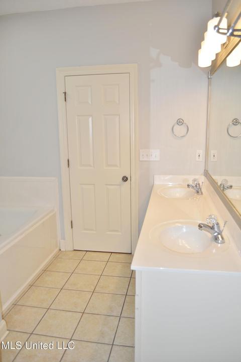 439 Old Town Cir, Brandon, MS 39042 photo 33