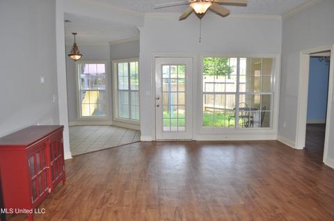 439 Old Town Cir, Brandon, MS 39042 photo 9