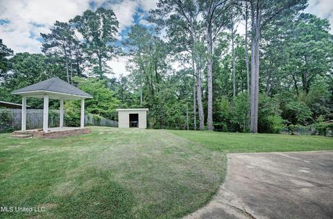 504 E Jefferson St, Kosciusko, MS 39090 photo 7