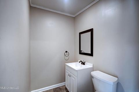 504 E Jefferson St, Kosciusko, MS 39090 photo 18
