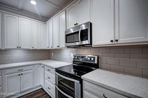 504 E Jefferson St, Kosciusko, MS 39090 photo 16