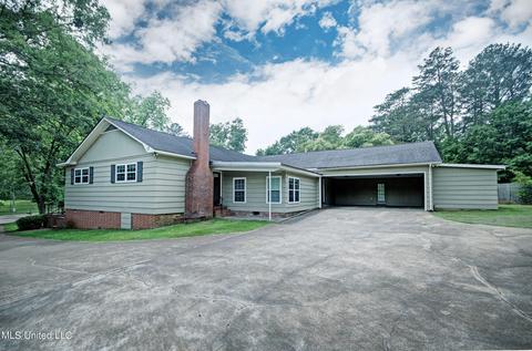 504 E Jefferson St, Kosciusko, MS 39090 photo 6