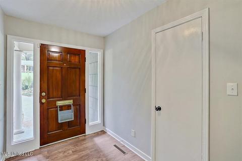 4616 Hickory Ridge Rd, Jackson, MS 39211 photo 5