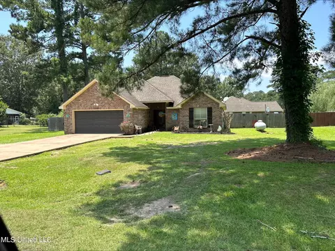 215 Thomas St, Richland, MS 39218