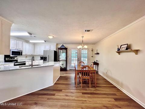 119 Fox Meadow Dr, Brandon, MS 39042 photo 9