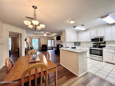 119 Fox Meadow Dr, Brandon, MS 39042 photo 11