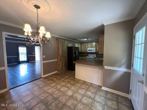 704 Tatum Dr, Florence, MS 39073 photo 8