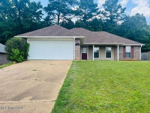 704 Tatum Dr, Florence, MS 39073
