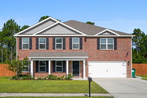 38 Whisperwood Ln, Ocean Springs, MS 39564