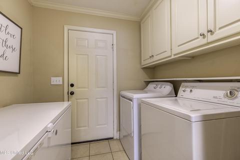 373 Briar View Dr, Brandon, MS 39042 photo 9