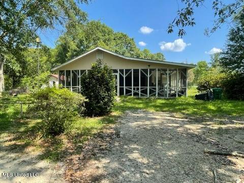 15101 Bethel Hill Rd, Ocean Springs, MS 39564