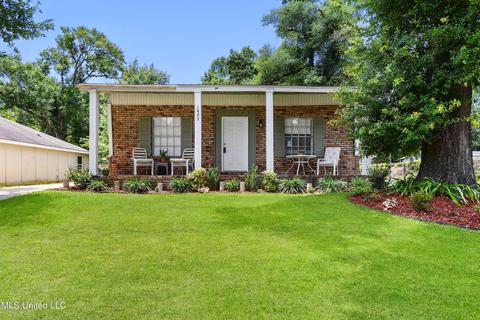 1423 36th Ave, Gulfport, MS 39501