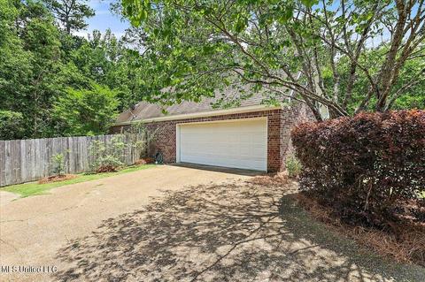 429 Old Town Cir, Brandon, MS 39042 photo 4