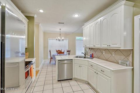 429 Old Town Cir, Brandon, MS 39042 photo 13