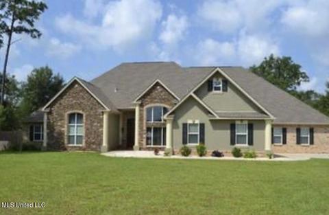 16185 Willow Oak Dr, Biloxi, MS 39532