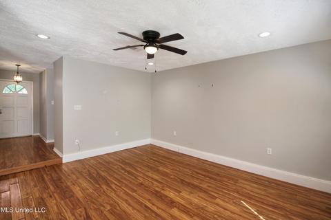 300 Bay Rd, Brandon, MS 39047 photo 8