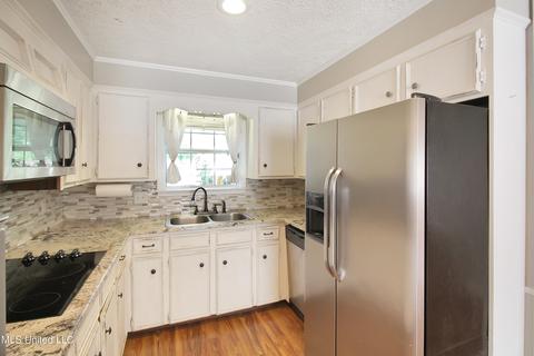 300 Bay Rd, Brandon, MS 39047 photo 12