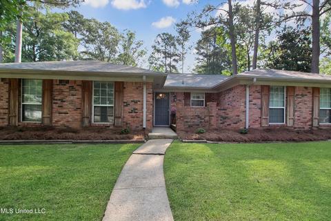 300 Bay Rd, Brandon, MS 39047 photo 3