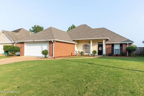 516 Wildberry Dr, Pearl, MS 39208