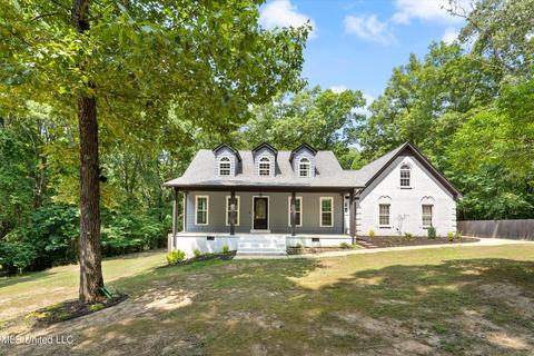 4540 Polk Ln, Olive Branch, MS 38654