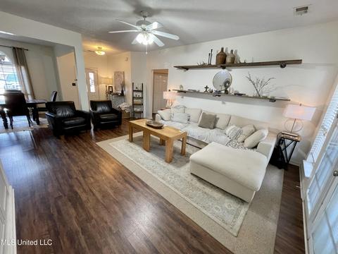 5902 Blocker St, Olive Branch, MS 38654 photo 4
