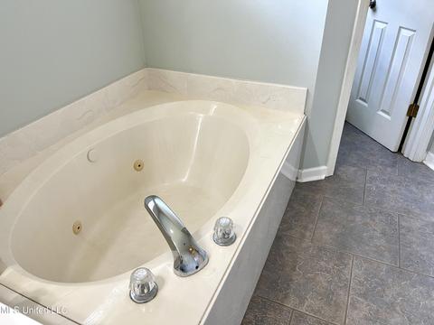5902 Blocker St, Olive Branch, MS 38654 photo 14