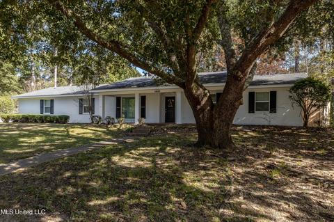 5426 Marblehead Dr, Jackson, MS 39211 photo 3