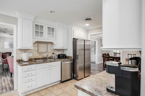 5426 Marblehead Dr, Jackson, MS 39211 photo 18