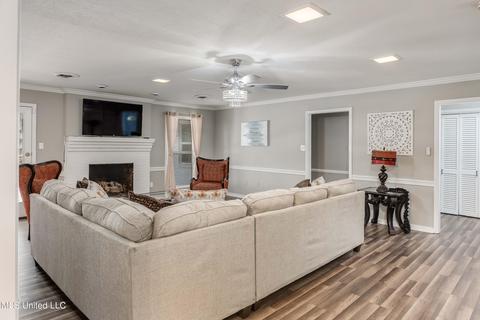 5426 Marblehead Dr, Jackson, MS 39211 photo 12
