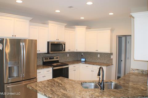 1067 Peggy Cv, Hernando, MS 38632 photo 7