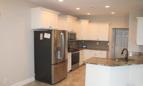 1067 Peggy Cv, Hernando, MS 38632 photo 6