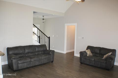 1067 Peggy Cv, Hernando, MS 38632 photo 5