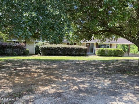 232 E Hwy 26, Poplarville, MS 39470